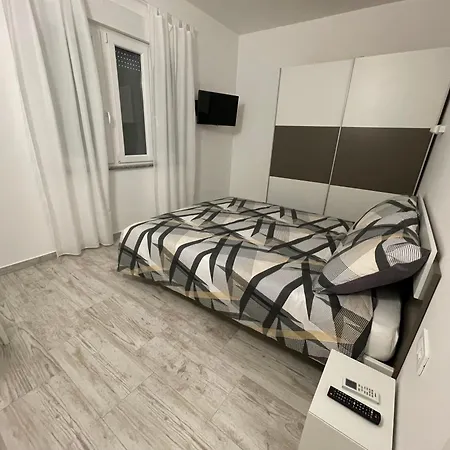 Apartments Demarin Medulin Exterior photo
